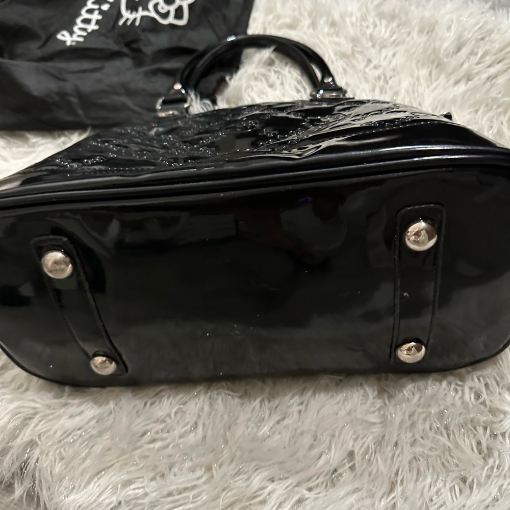 Hello Kitty Glossy Black Patent Embossed Satchel - Picture 8 of 8